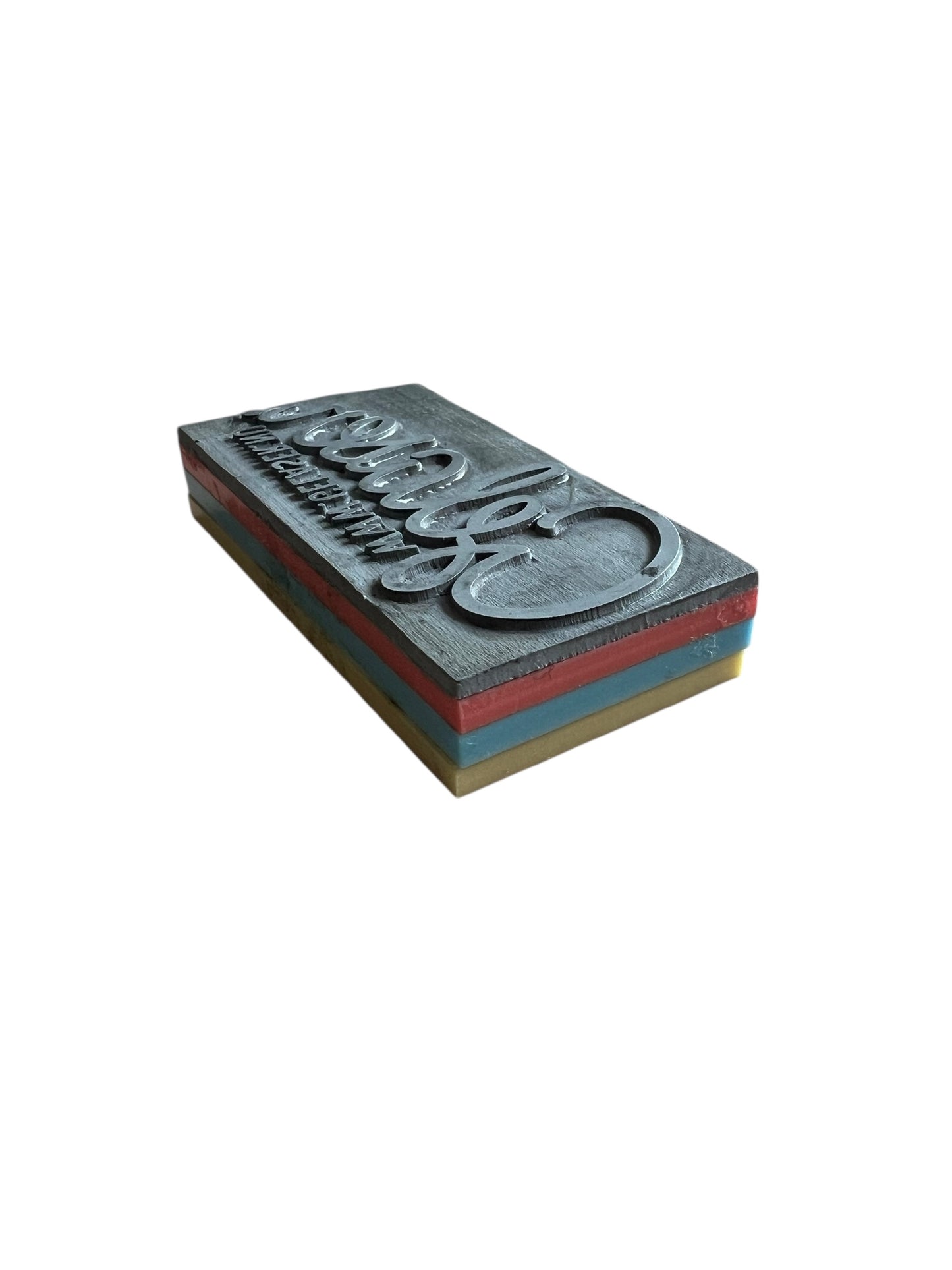 Stempel op Maat – Duurzaam & Gepersonaliseerd met Lasergravure