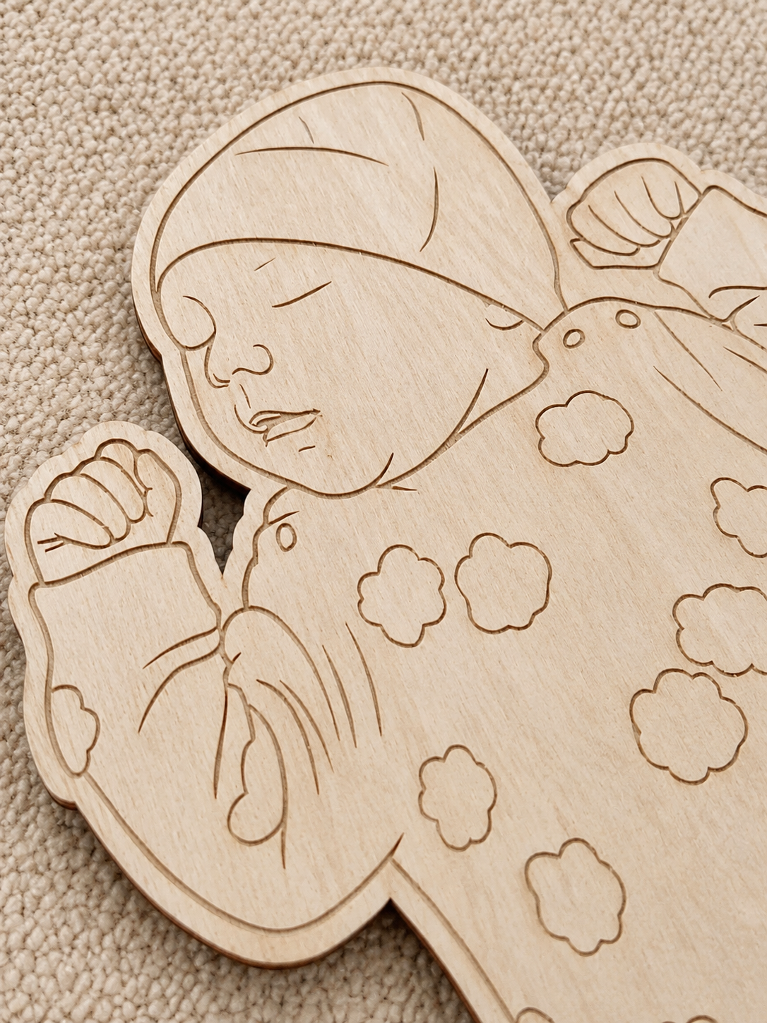 Babyfoto op Ware Grootte – Gepersonaliseerde Houten Herinnering